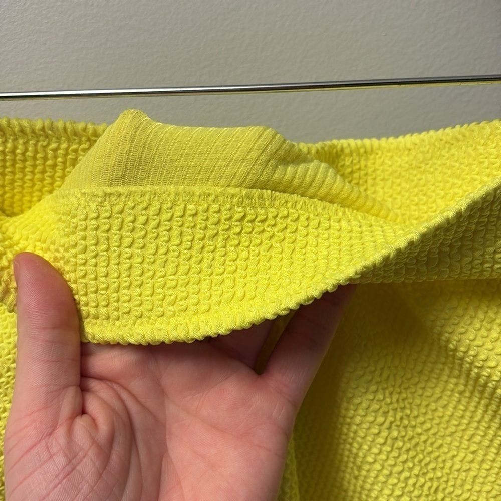 NWT Show Me Your Mumu Mary Highlighter Yellow Mini-Skirt Scrunch Size Medium - Picture 5 of 6